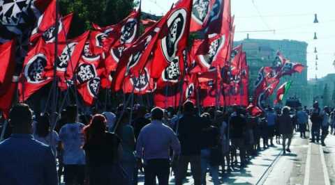 Aggressione al corteo, dopo tre giorni parla CasaPound Bari: Eravamo disarmati